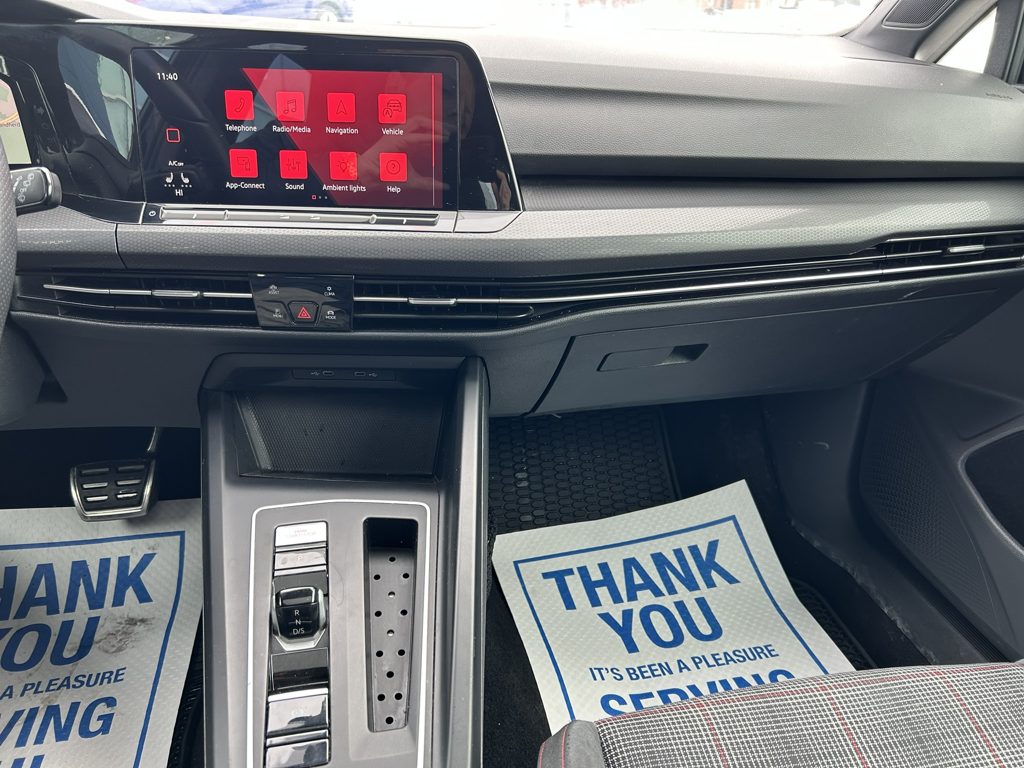 2022 Volkswagen Golf GTI - Gallery image 18