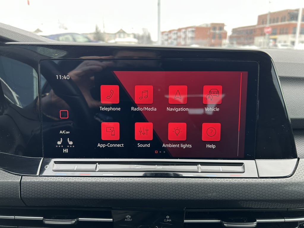 2022 Volkswagen Golf GTI - Gallery image 19