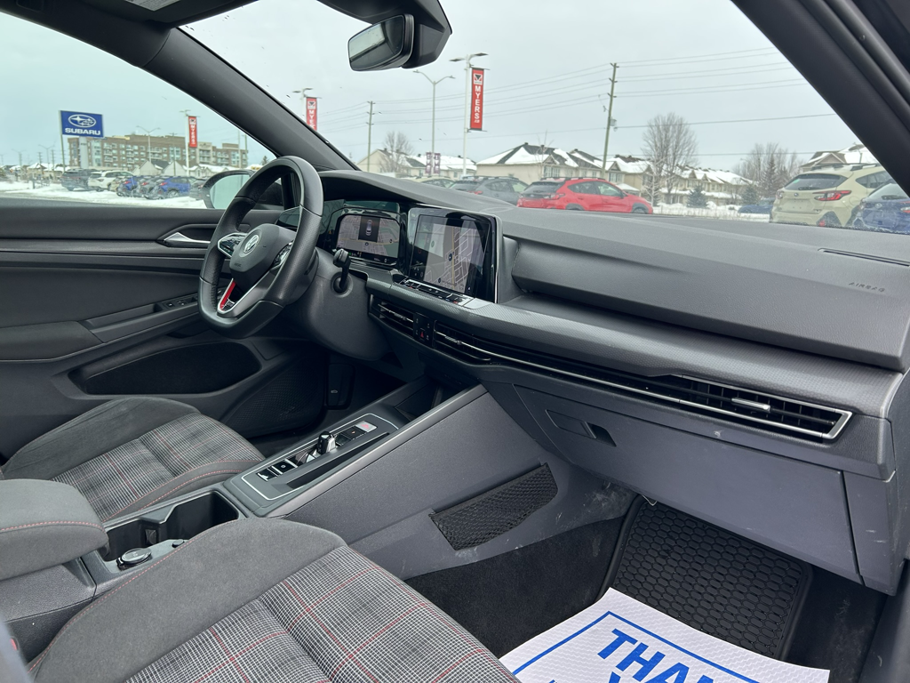 2022 Volkswagen Golf GTI - Gallery image 26