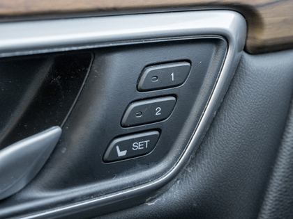 used 2022 Honda CR-V car, priced at $27,995