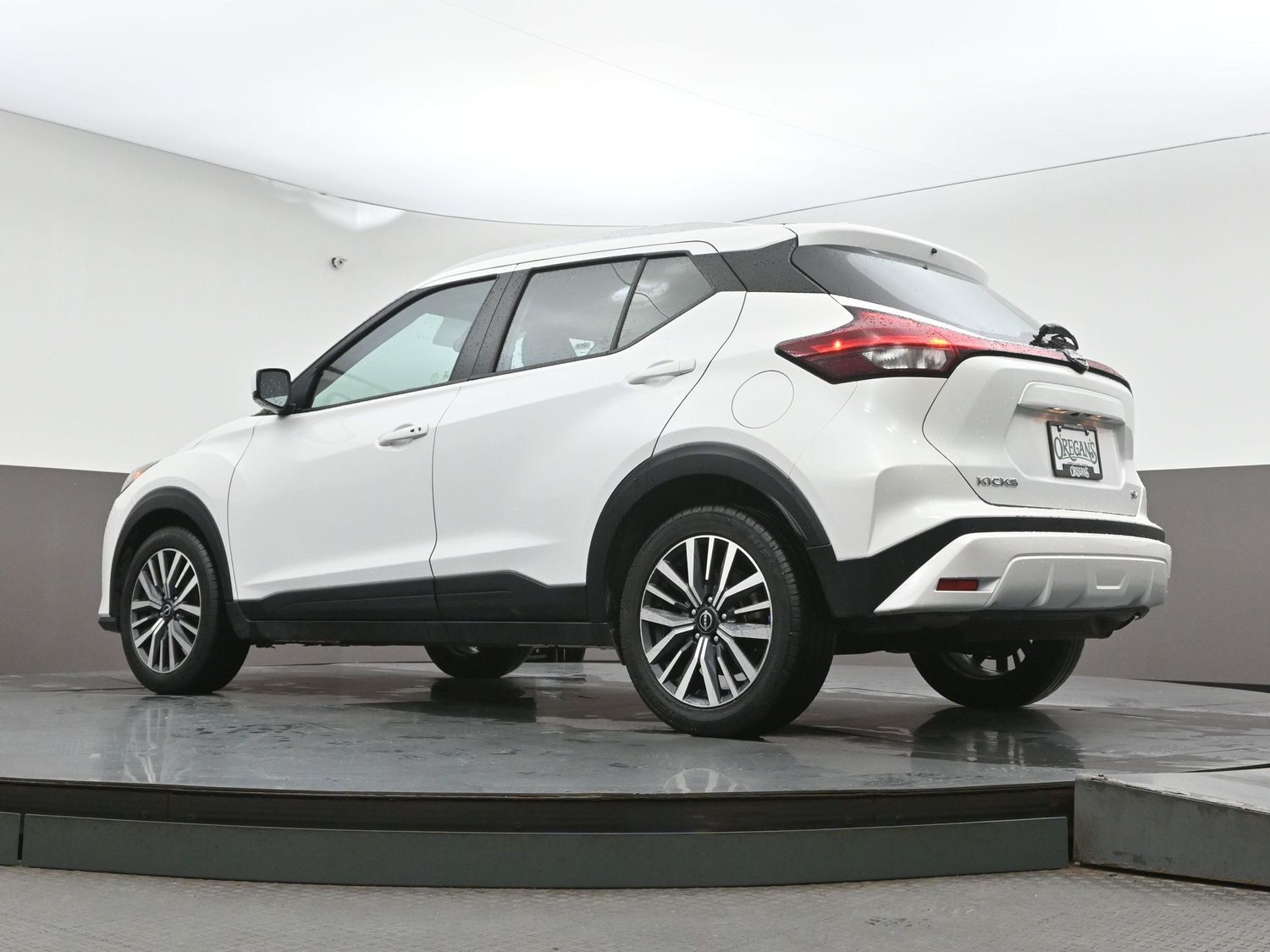 2024 Nissan Kicks
