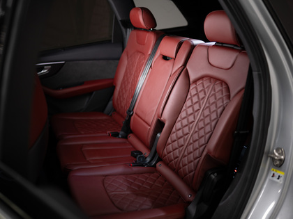 used 2021 Audi SQ7 car, priced at $66,900