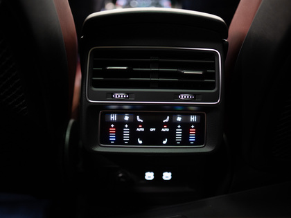 used 2021 Audi SQ7 car, priced at $66,900