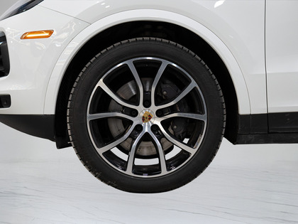 used 2022 Porsche Cayenne car, priced at $77,900