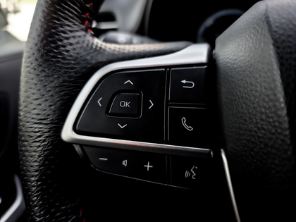 used 2025 Toyota Sienna car, priced at $60,495