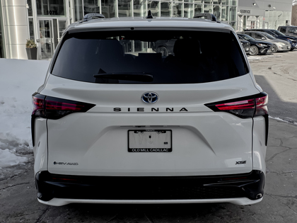 used 2025 Toyota Sienna car, priced at $60,495