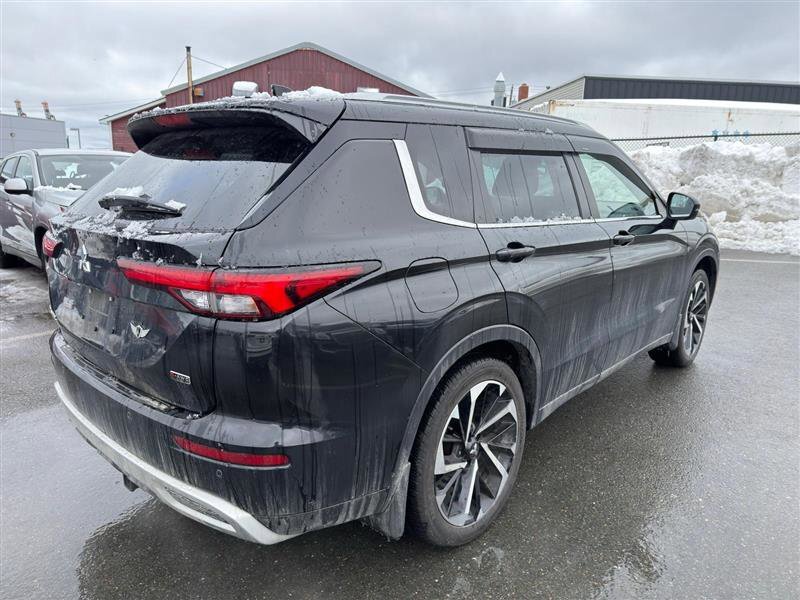 2022 Mitsubishi Outlander