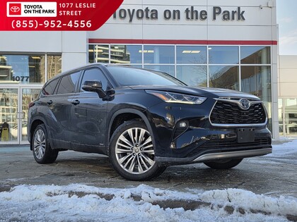 used 2023 Toyota Highlander car, priced at $51,995