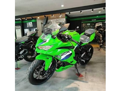 Kawasaki Zx 4rr for sale in SHERBROOKE | Rock Moto Sport