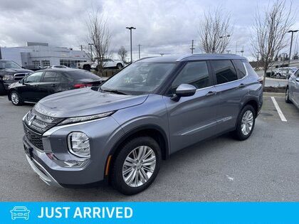 used 2024 Mitsubishi Outlander car, priced at $34,191