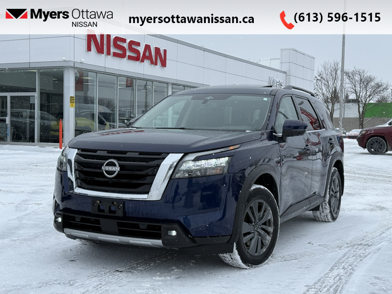2024 Nissan Pathfinder SV