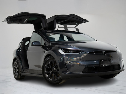 used 2025 Tesla Model X car, priced at $123,900