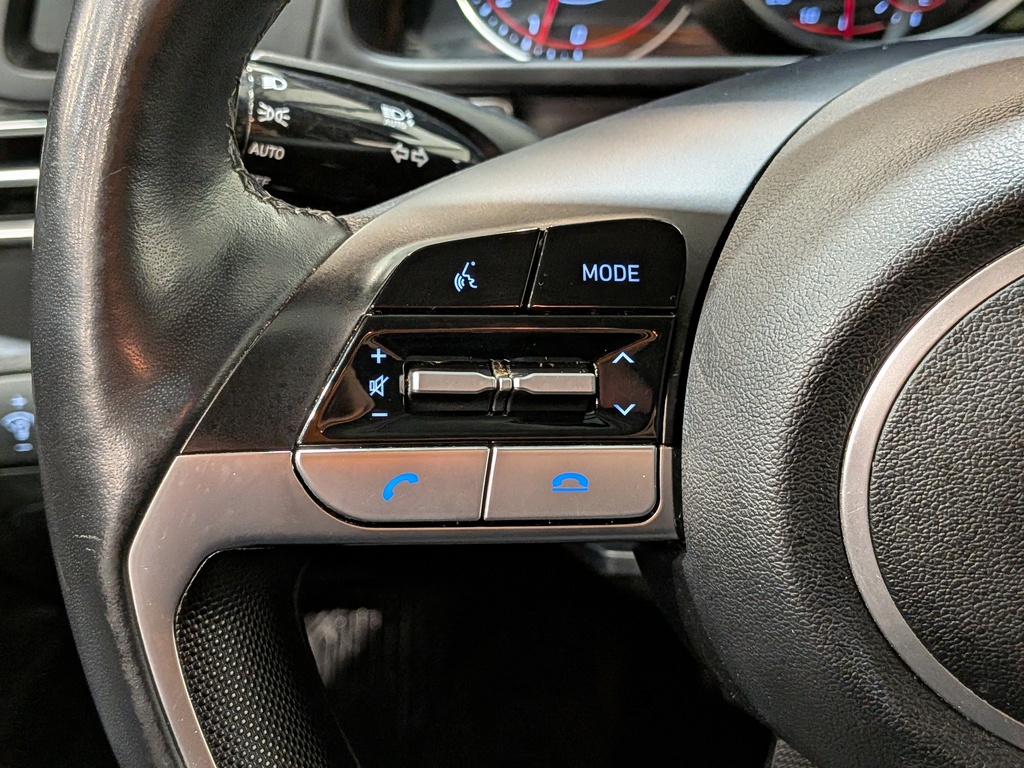 Hyundai Elantra 2022