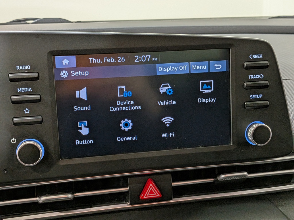 Hyundai Elantra 2022