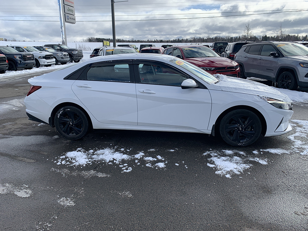 2022 Hyundai Elantra