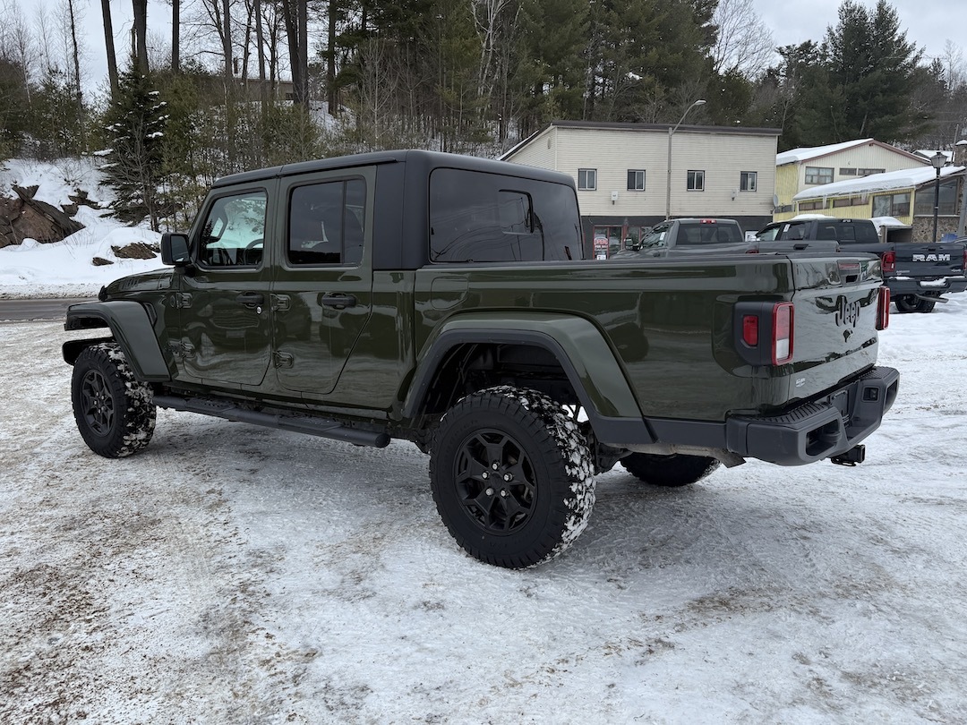 2023 Jeep Gladiator