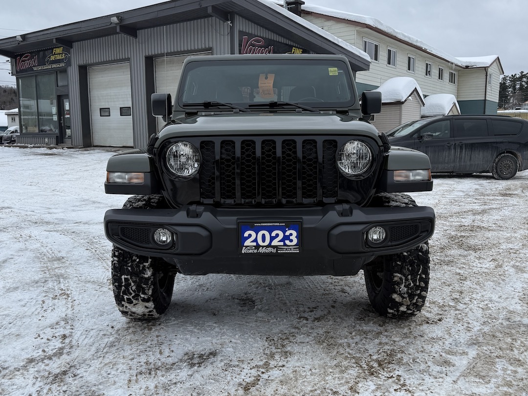 2023 Jeep Gladiator