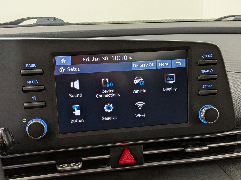 Hyundai Elantra 2023