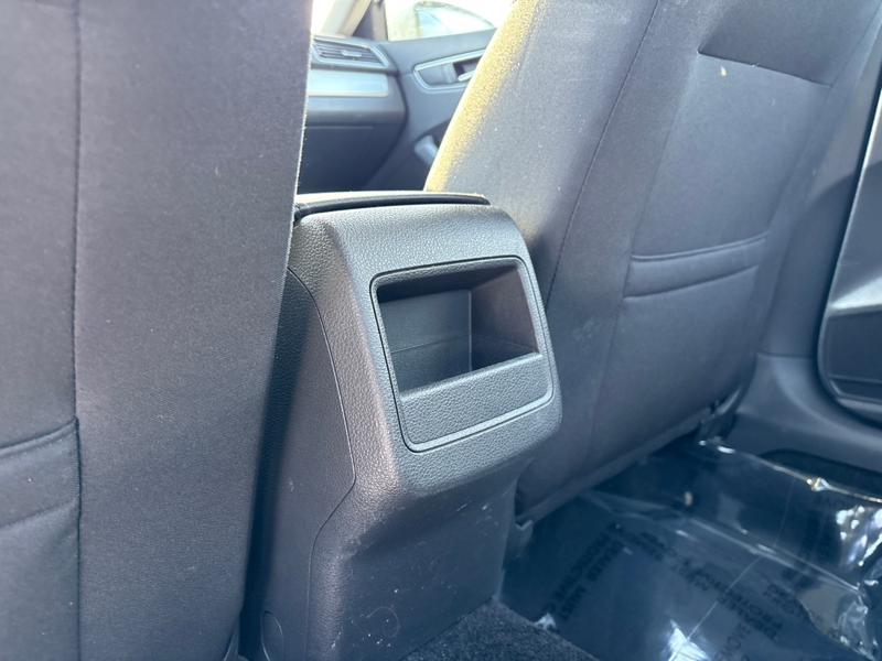 2017 Volkswagen Passat - Gallery image 14