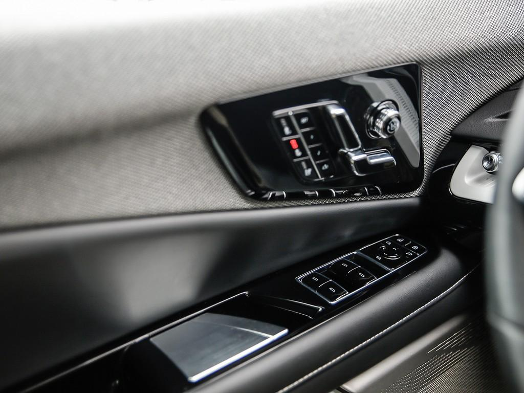 2026 Cadillac OPTIQ - Gallery image 18