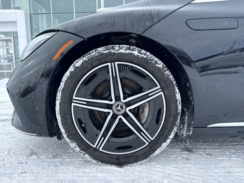 2024 Mercedes-Benz EQE - Gallery image 15