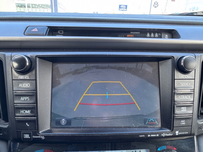 2017 Toyota RAV4 Hybrid - Gallery image 19