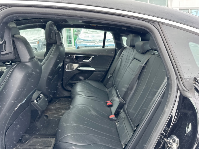 2024 Mercedes-Benz EQE - Gallery image 12