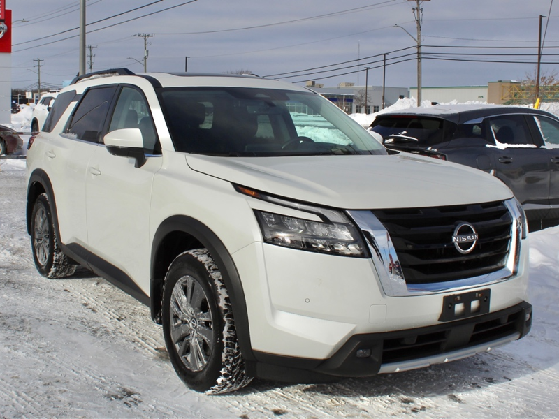 2024 Nissan Pathfinder - Gallery image 2