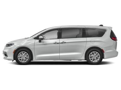 used 2024 Chrysler Pacifica car, priced at $36,287