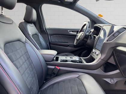 used 2022 Ford Edge car, priced at $28,943