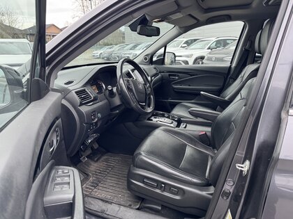 used 2017 Honda Pilot car, priced at $23,494