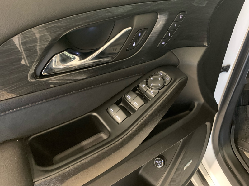 2023 Chevrolet Traverse - Gallery image 17