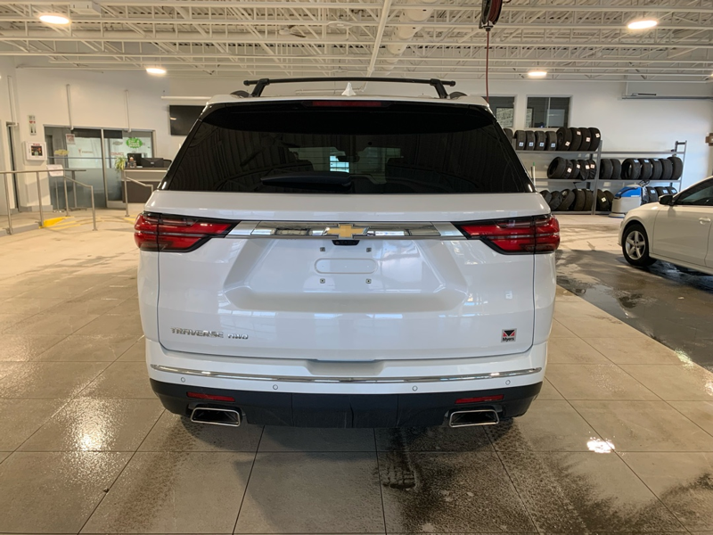 2023 Chevrolet Traverse - Gallery image 3