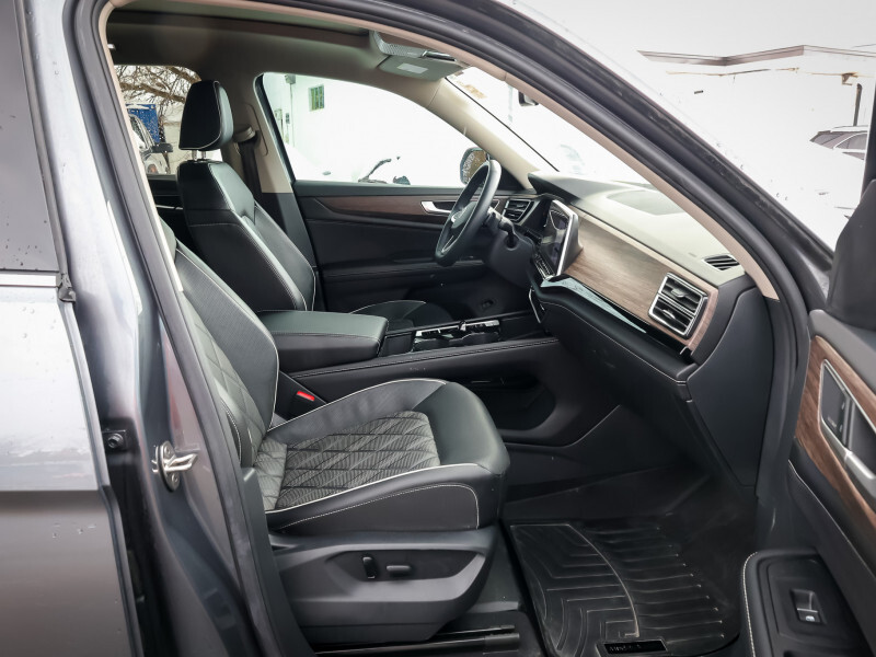 2024 Volkswagen Atlas - Gallery image 10