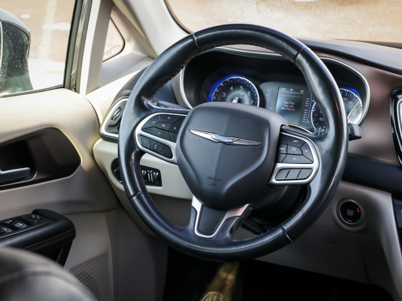 2018 Chrysler Pacifica - Gallery image 13