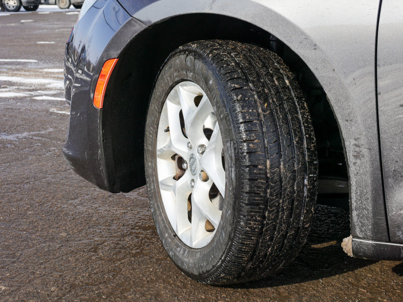 2018 Chrysler Pacifica - Gallery image 6