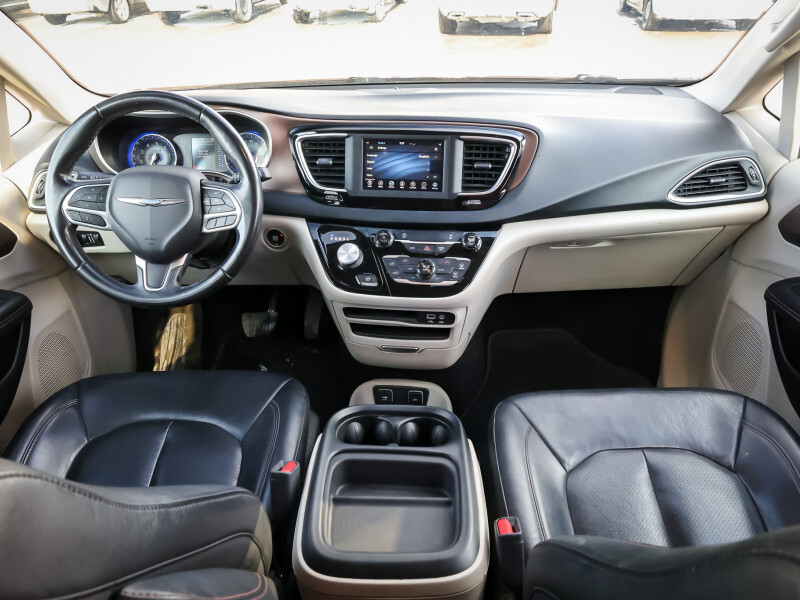 2018 Chrysler Pacifica - Gallery image 12