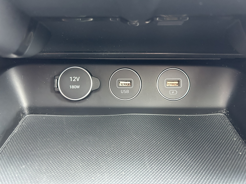 2023 GENESIS G70 - Gallery image 25