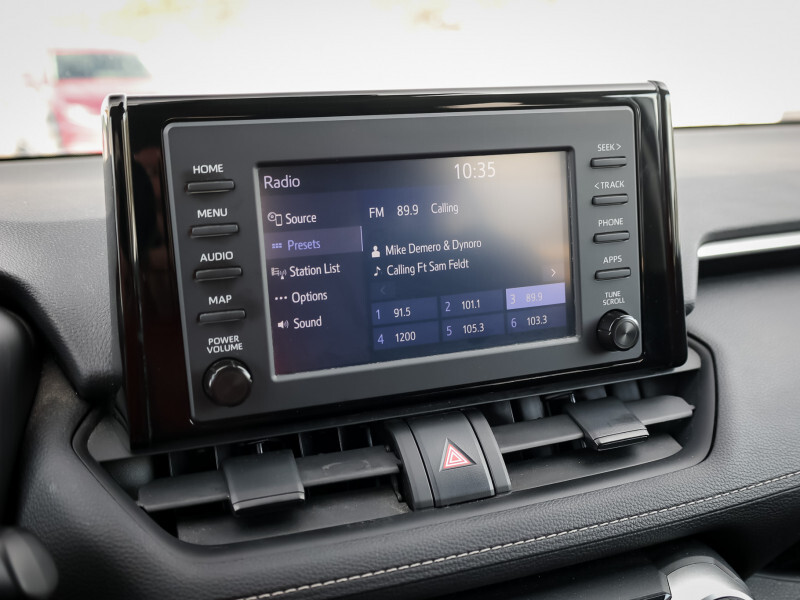 2022 Toyota RAV4 - Gallery image 19