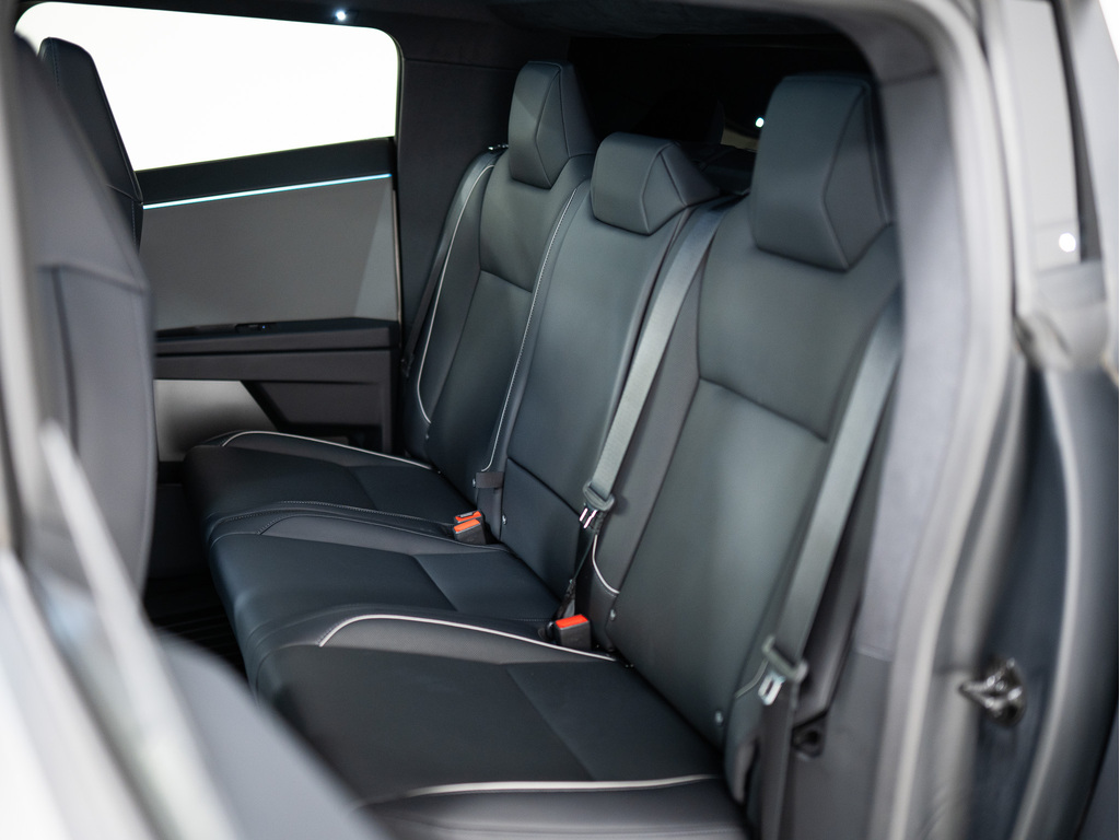 2024 Tesla Cybertruck AWD, 多伦多, 全款车