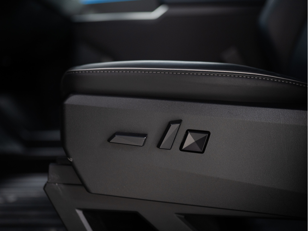 2024 Tesla Cybertruck AWD, 多伦多, 全款车