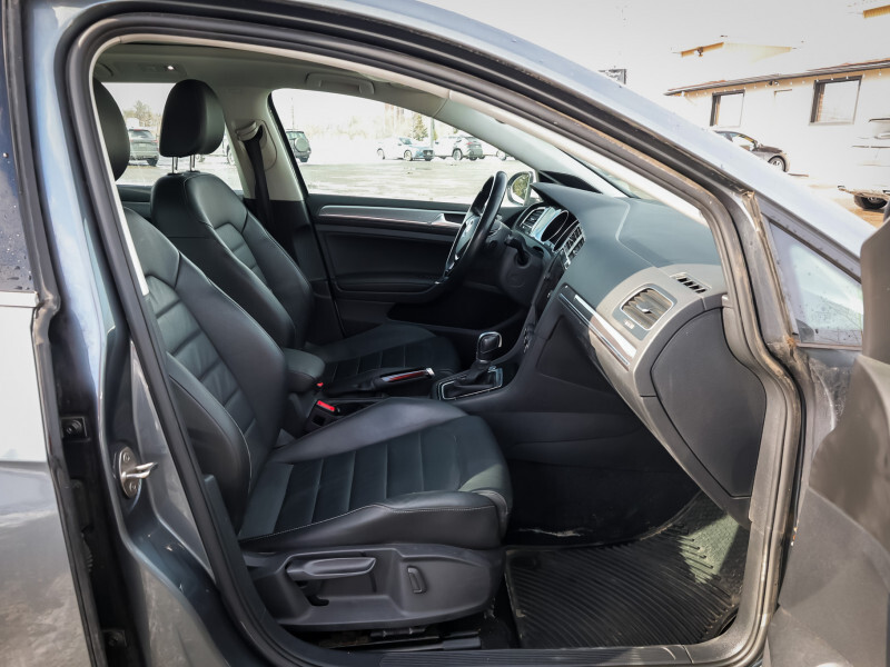 2018 Volkswagen Golf SportWagen - Gallery image 10