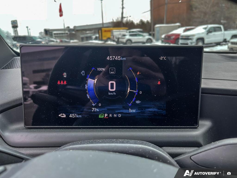 2024 Chevrolet Silverado EV - Gallery image 11