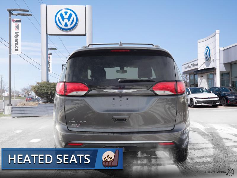 2018 Chrysler Pacifica - Gallery image 2