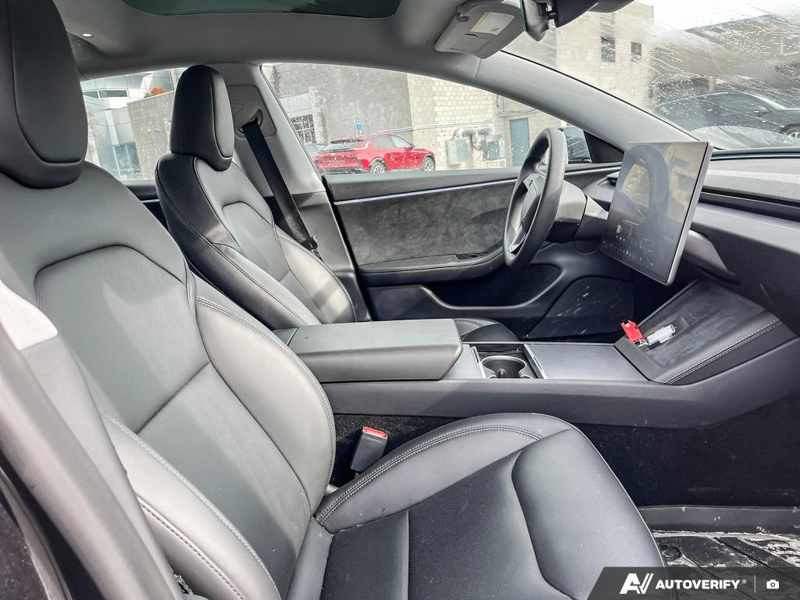 2025 Tesla Model 3 - Gallery image 14