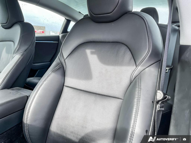 2025 Tesla Model 3 - Gallery image 13