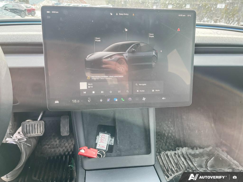 2025 Tesla Model 3 - Gallery image 12