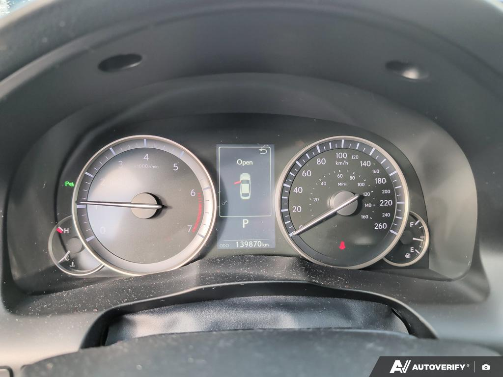 2017 Lexus ES 350 - Gallery image 14