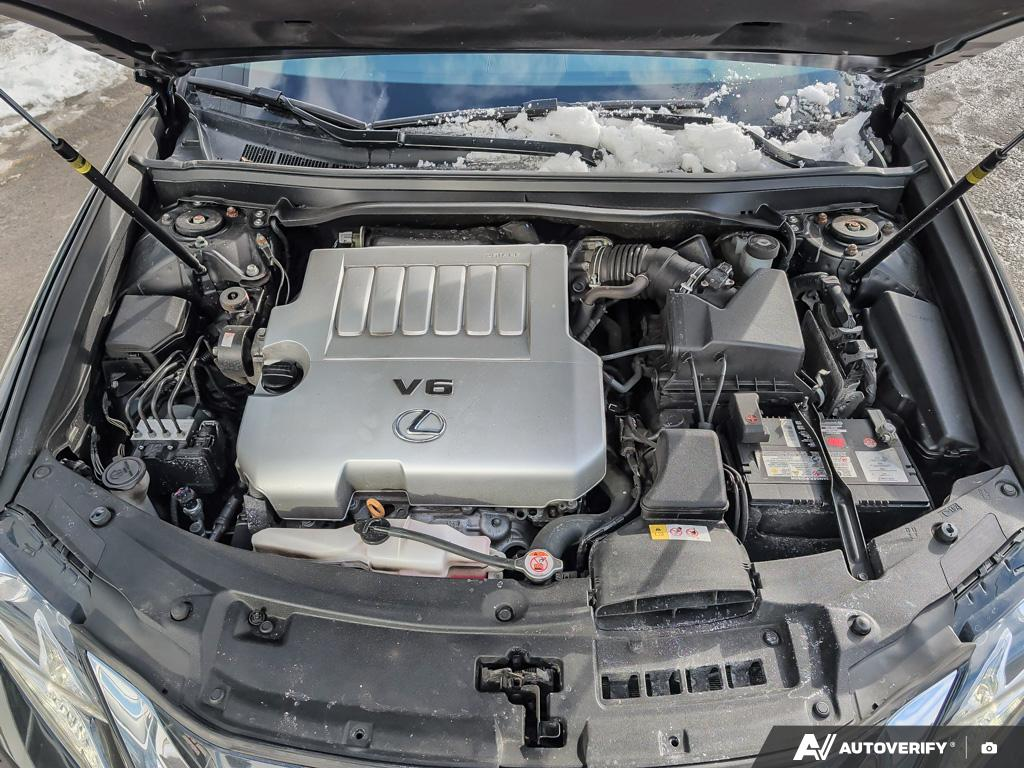 2017 Lexus ES 350 - Gallery image 9