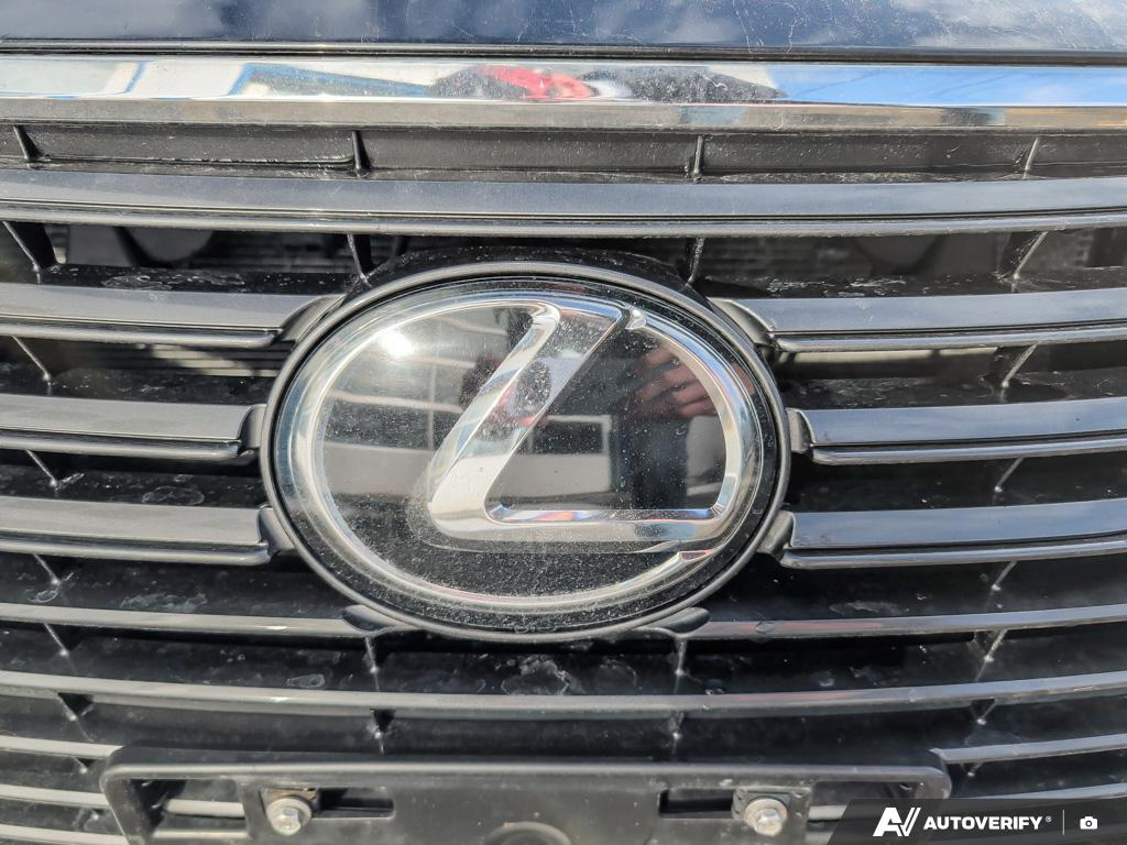 2017 Lexus ES 350 - Gallery image 8